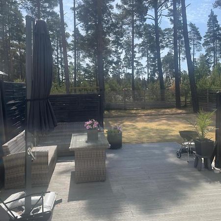 Nyrenoverad Lagenhet Åhus Esterno foto